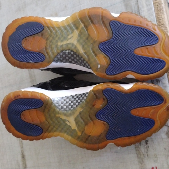 🔁 Air Jordan 11 Retro Low IE 'Space Jam' - Mens 8.5 - Picture 3 of 4